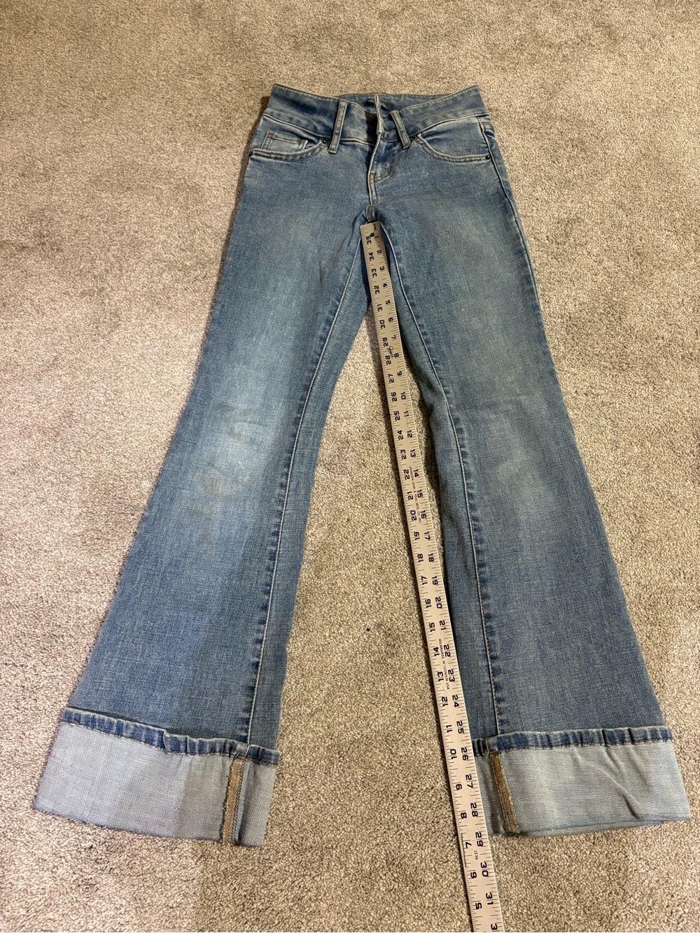 Wild Fable Low Rise Flare Cuffed Jeans Medium Light Wash Size 00